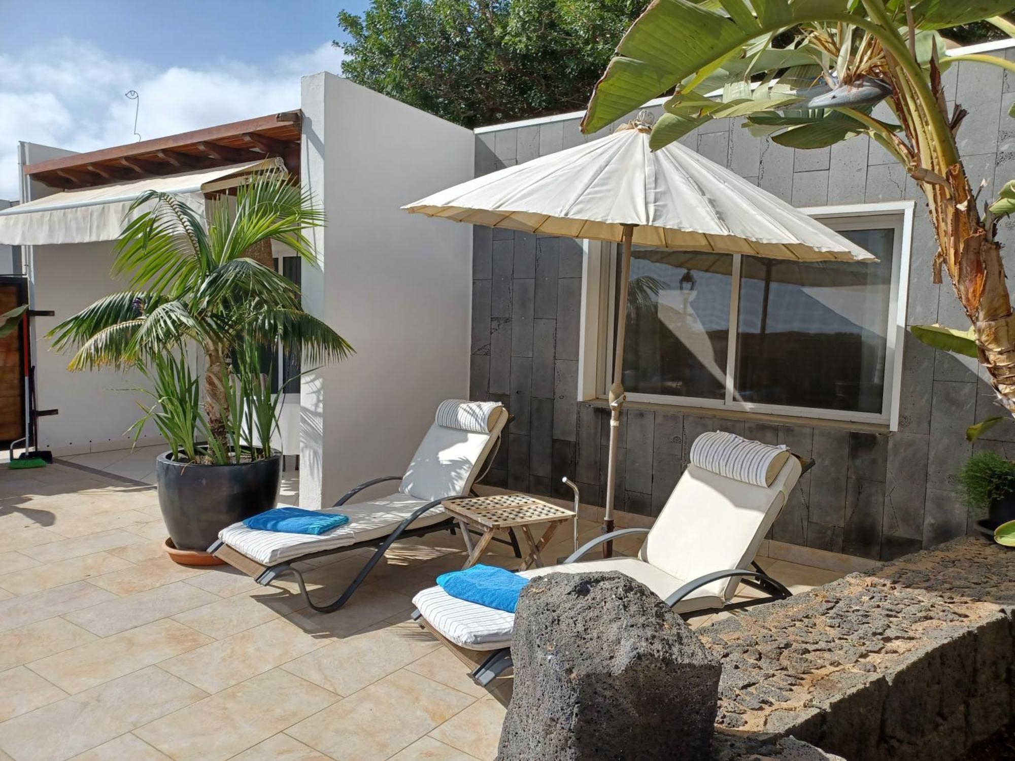 Villa Niki Mit Beheiztem Gemeinschaftspool Fuer 2 Appartments Las Breñas Exterior foto